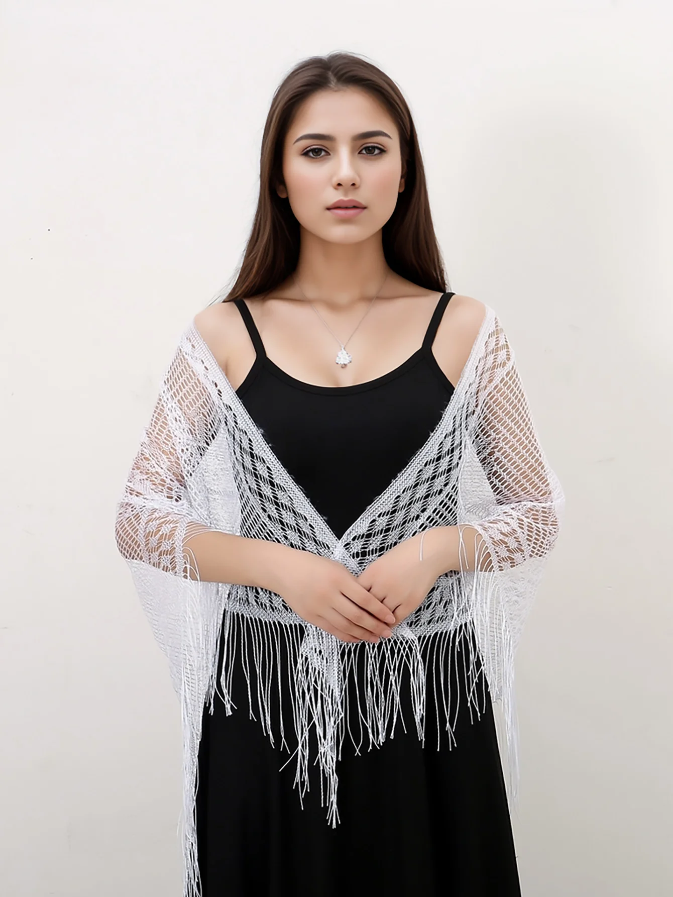 Elegante chal triangular ondulado de encaje, malla hueca, bufanda fina y transpirable con borlas, vestido de noche para fiesta, chal versátil,