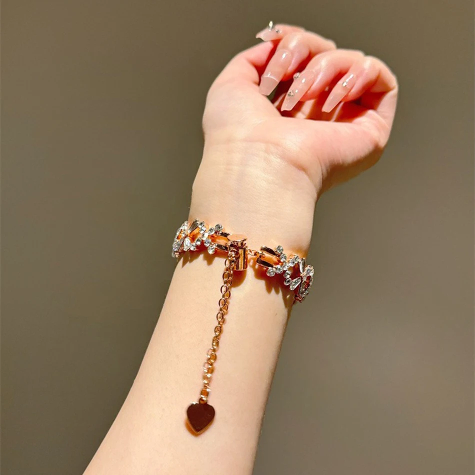 Strap For Apple Watch Band, 9, 8, 7, 6, SE, 5, 4, iWatch Ultra 2, 38mm, 40mm, 41mm, 42mm, 44mm, 45mm, 49mm, Bling luxuoso, diamante do brilho, bracelete do metal