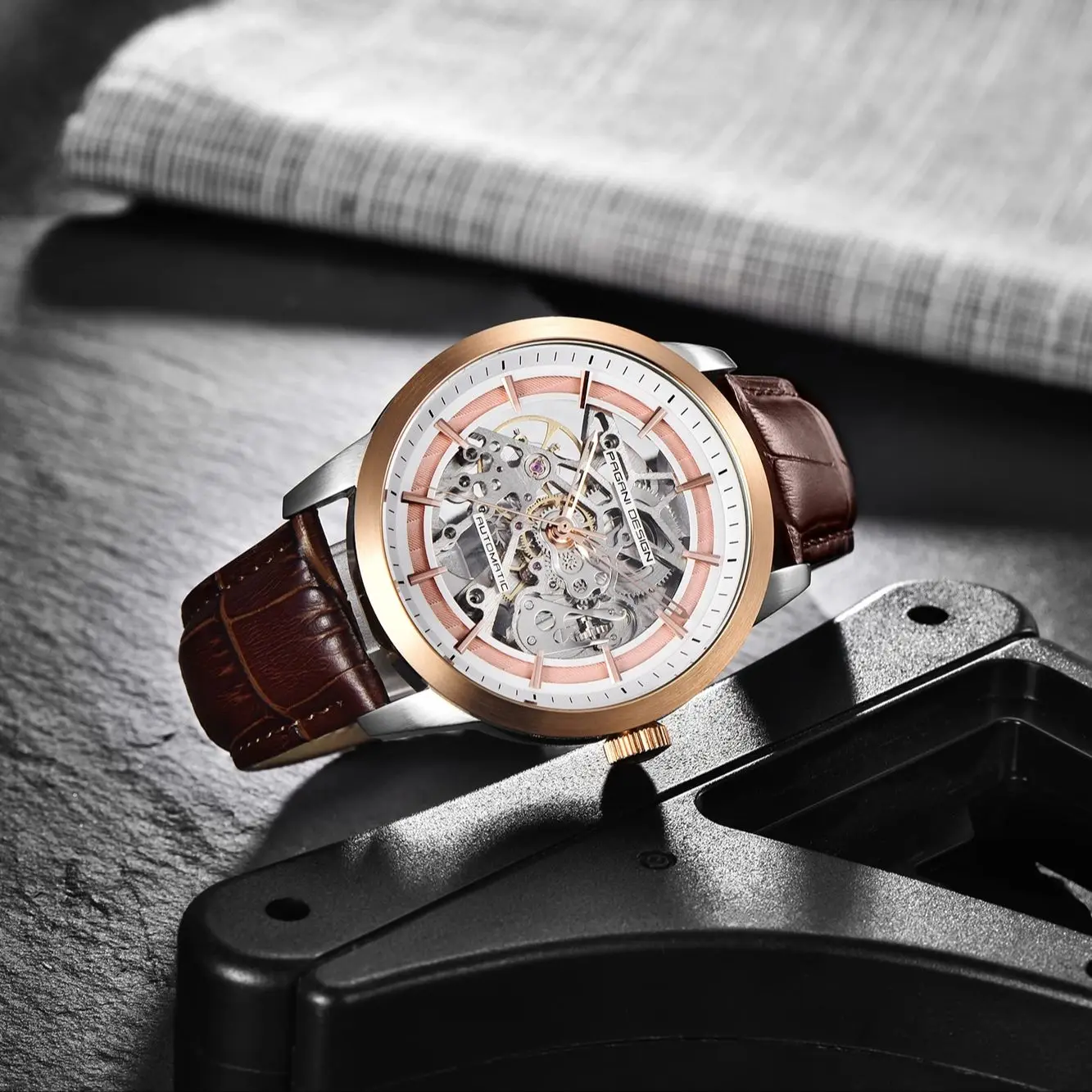 

Pagani Design PD-1638 Men's Automatic Mechanical Watch Luminous High-Strength Mineral Glass Waterproof Sports Wristwatch Hollow