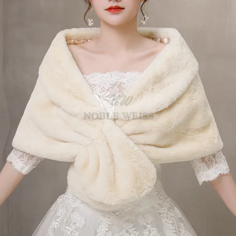 Faux Fur Party Shawl ฤดูหนาว Warm เจ้าสาว Bolero งานแต่งงานงานแต่งงานเจ้าสาว Wrap Party Cape ที่กําหนดเอง