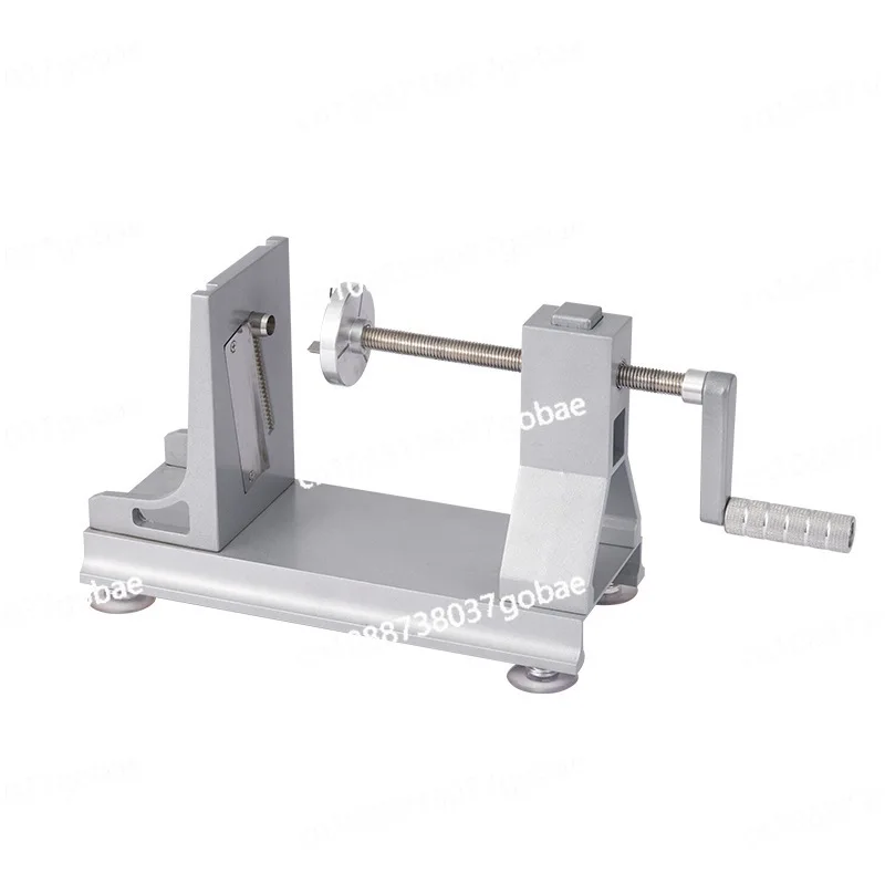 

Ручной измельчитель, шредер, кухонный слайсер для нарезки моркови и картофеля соломкой.