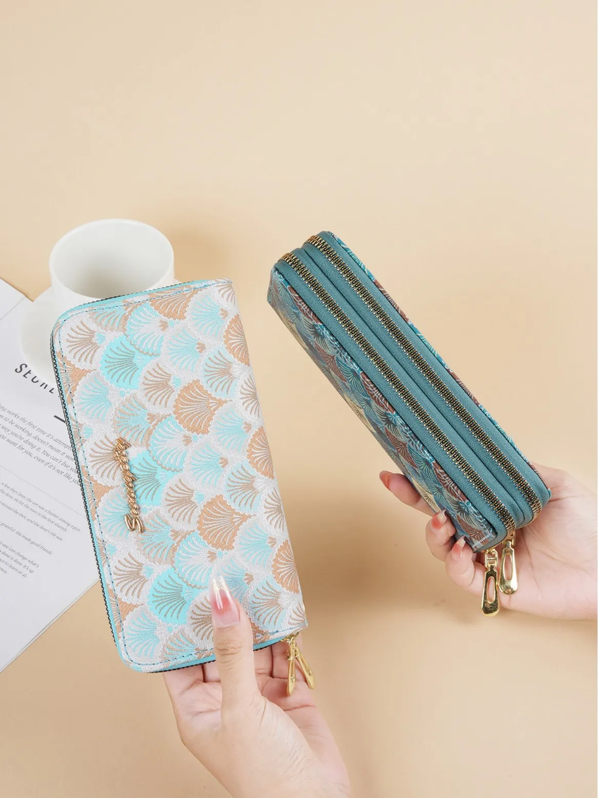 Vintage Jacquard Shell Pattern Long Wallet Double Zipper Large Capacity Wristlet Clutch Purse Fashion Ladies Phone Coin Bag