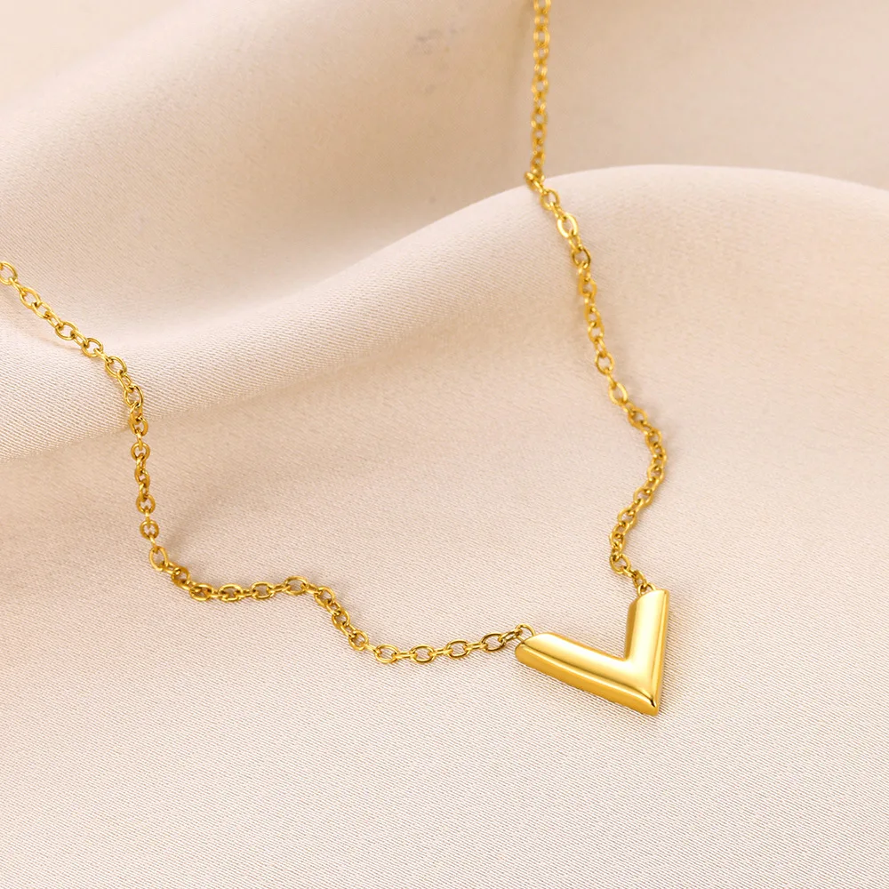 Stainless Steel V letter necklace Necklace For Women Gold Color summer collarbone chain Necklace Female Praty Jewelry Gifts