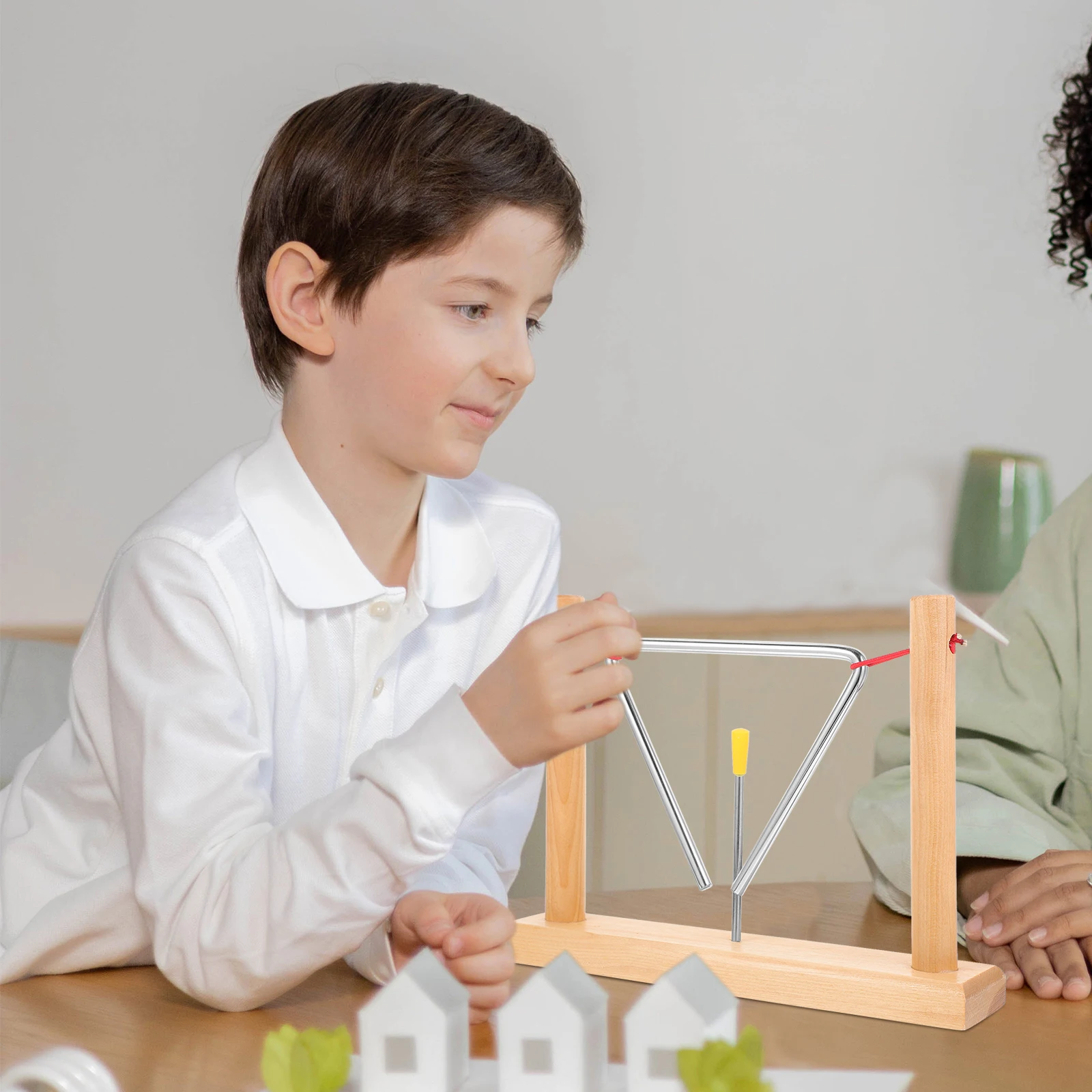 2 مجموعات مثلث جرس أداة قرع معدنية حامل خشبي المهاجم آمنة حواف مستديرة موسيقى المبتدئين