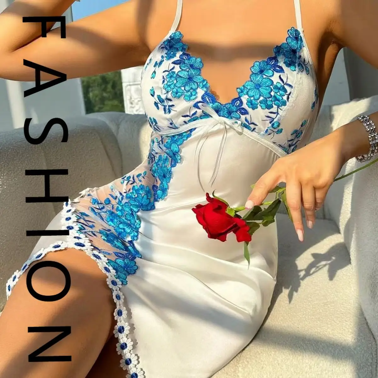 

Новое европейское и американское нижнее белье 2021, платье с вышивкой, кружевная бирка, ночная рубашка, стринги, комплект из двух предметов