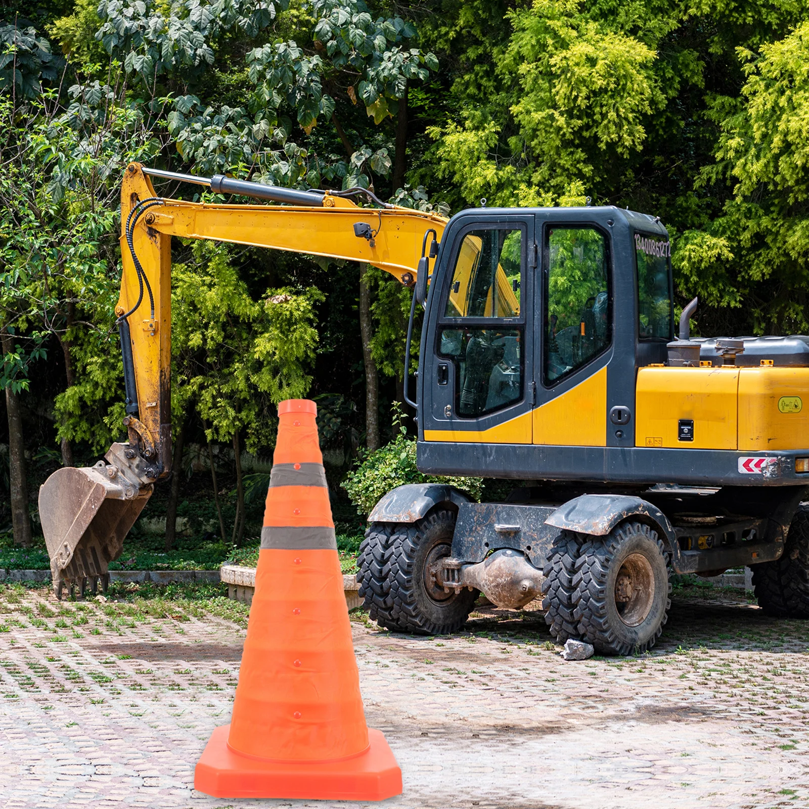 Traffic Cone Orange Safety Cones For Parking Lots Road Construction Emergency Durable Foldable Base Multi