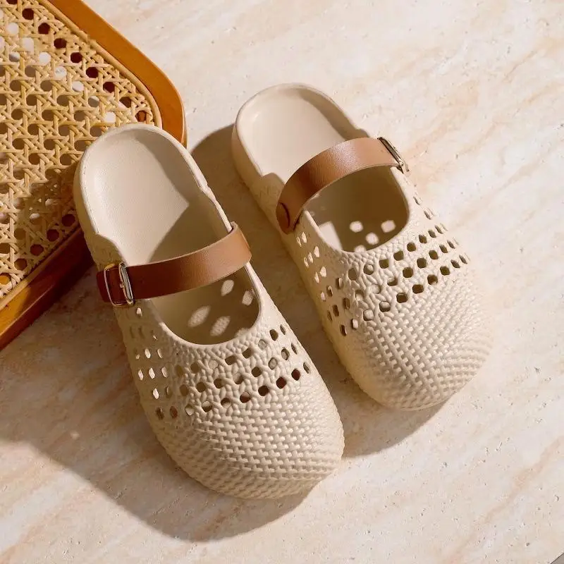 Ladies Trendy Hollow Clog Slippers Adjustable Metal Buckle Strap Soft Cushion Non‑Slip Indoor Outdoor Shoes