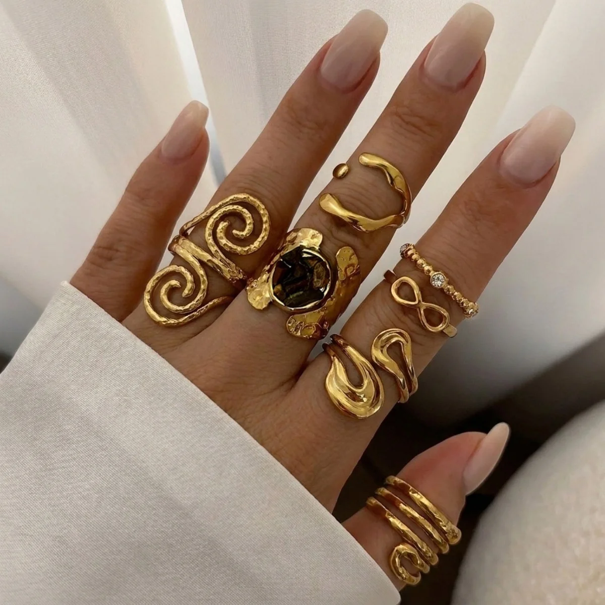 Edelstahl-Spiralring mit Lava-Infiniti-Schleifenmuster, gehämmert, für Damen und Herren, unregelmäßiger, strukturierter, geometrischer Ring, Punk-Schmuck – Detail 9