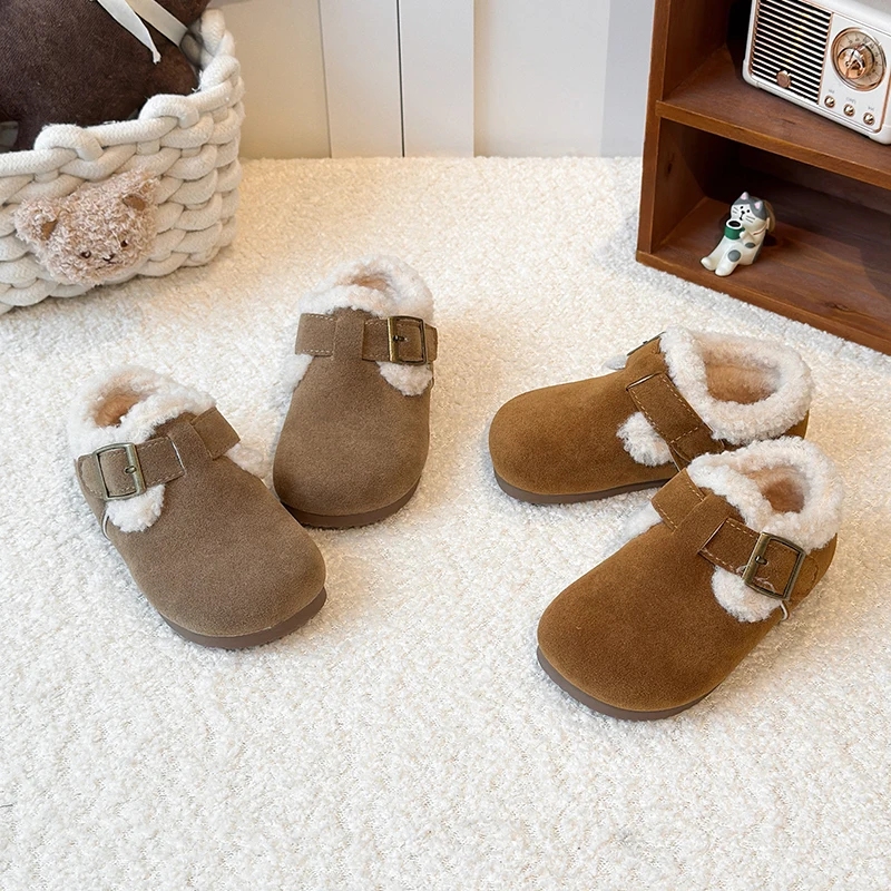 

Зимняя детская обувь, новинка 2023 года, классическая детская модная хлопковая обувь, уличная теплая нескользящая повседневная плюшевая обувь для маленьких девочек, мягкая