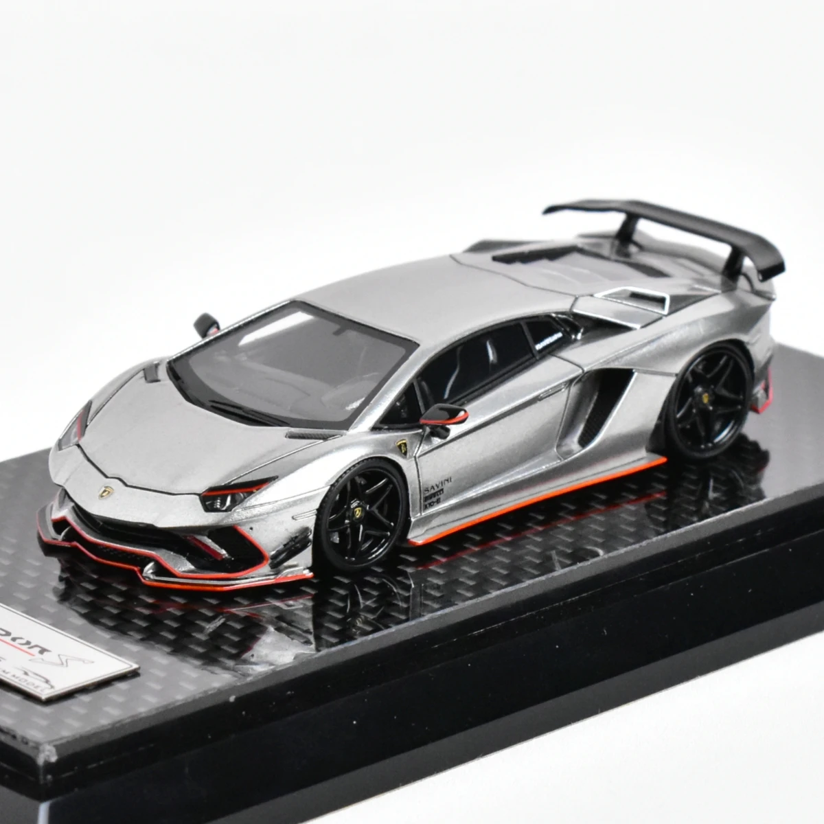 YM Model 1:64 Aventador S Rowen Resin Diecast Model Car