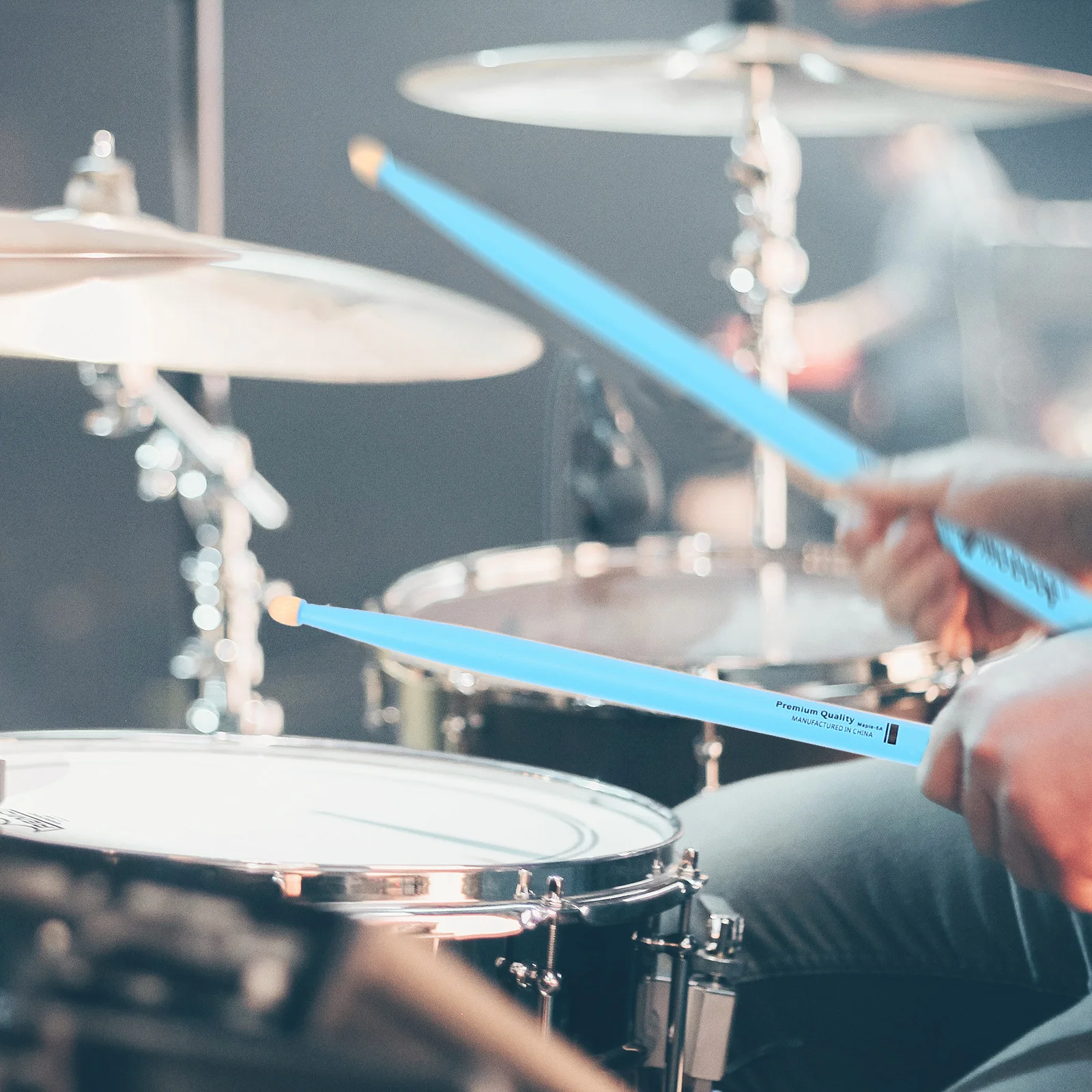 

2Pairs Maple Tip Drum Sticks Lightweight Comfortable Grip Suitable for All Types of Drum Styles Beginner Friendly Percussion