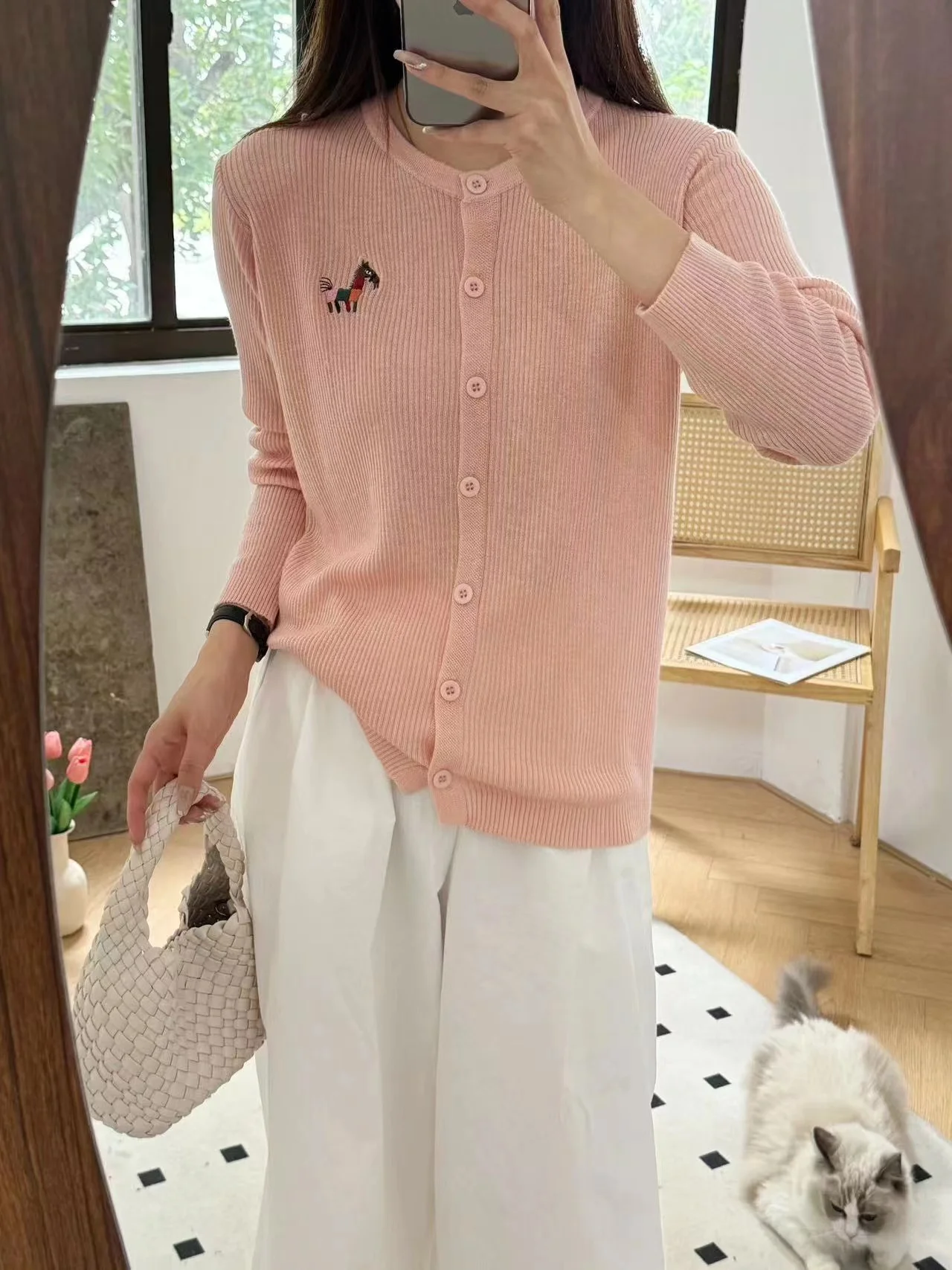 2024 Spring and Autumn cashmere Cardigan Women Cashmere Sweaters Cardigan O-neck Loose Female Cashmere cardigans