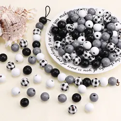 20Pcs Wooden Beads Black Gray White Buffalo Plaid Print Loose Beads With Holes for DIY Craft Jewelry Making Home Party Decor