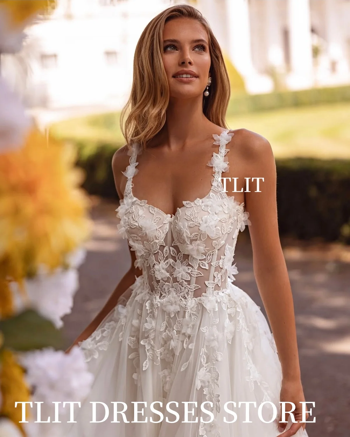 TLIT Lussuosi abiti da sposa a trapezio in pizzo personalizzati senza spalline فساتege Şarten Spaghetti Strap con fiori Abiti da sposa