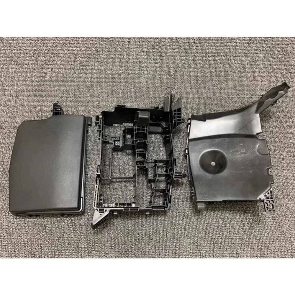 For Toyota Corolla Levin 2014-2015-2016-2017-2018 Engine Compartment Fuse Box Upper Middle Lower Covers Relay Box Assembly