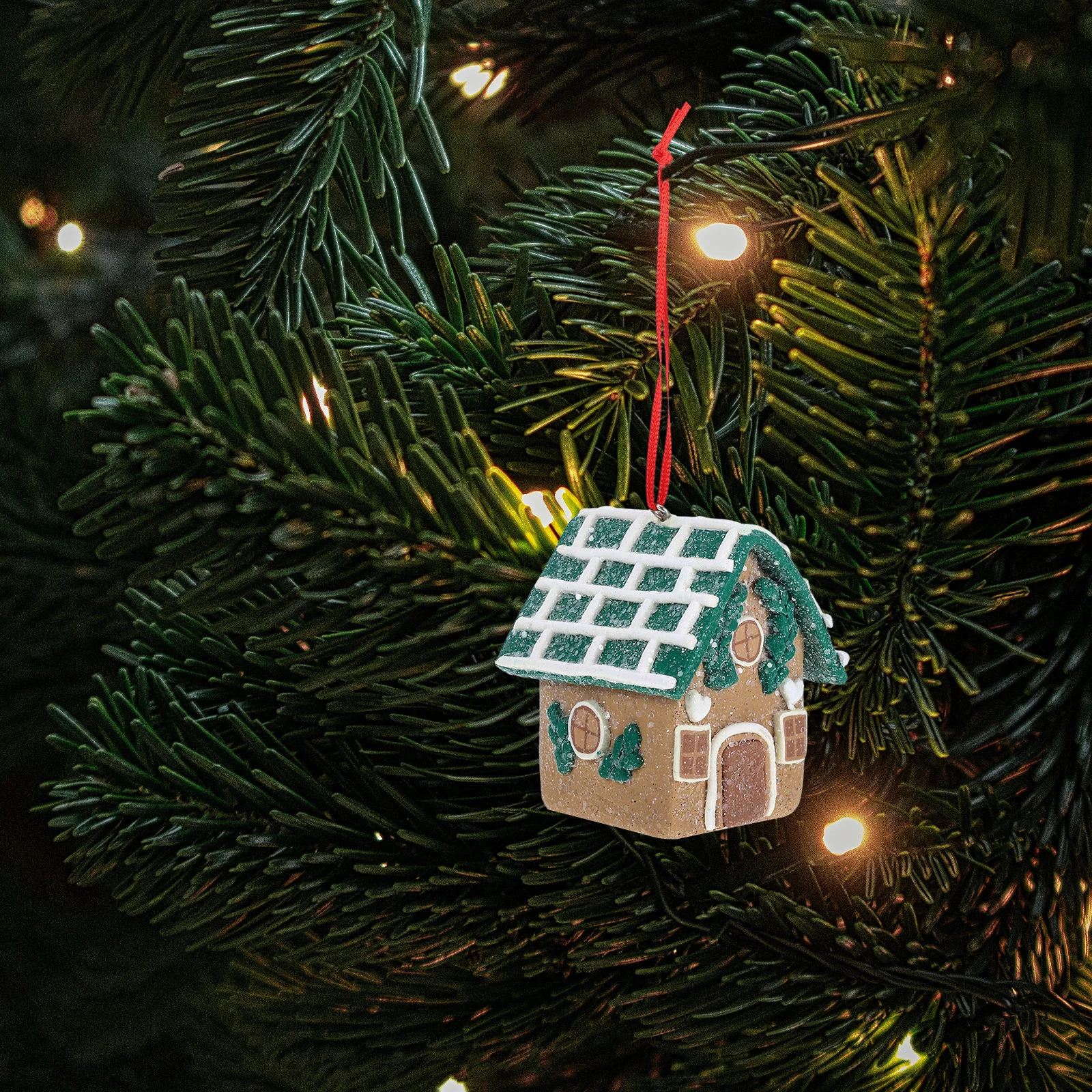

Gingerbread House Christmas Ornaments Whimsical Charm Sturdy String Versatile Decoration Mantels Windows Party Props