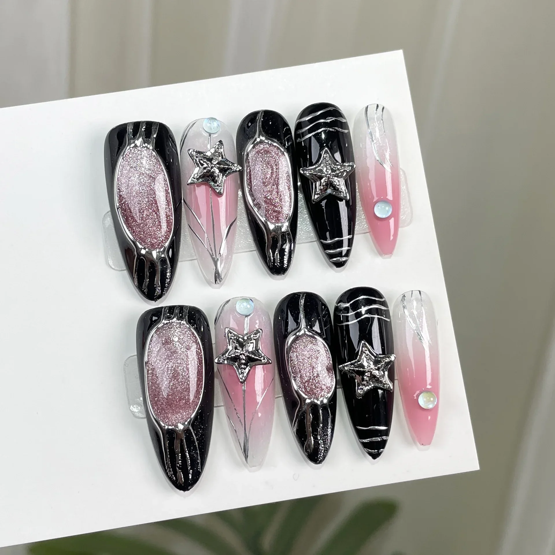 Europa unida picante menina olhos de gato imprensa em unhas artesanal irregular metal modelagem remendos de unhas falsas removíveis