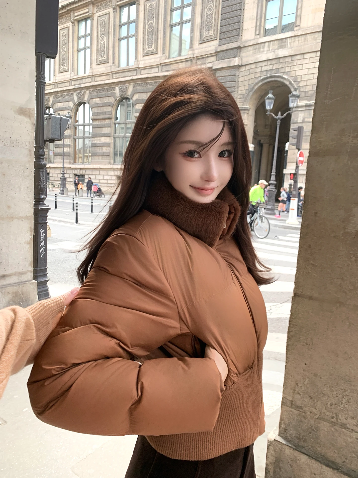 

Женская стеганая куртка Bigking: утепленное пальто с меховым воротником, приталенное, на нейлоновой основе, для повседневной носки, зима