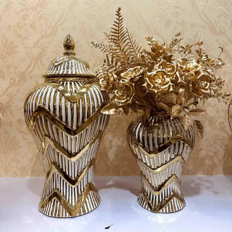 Modern Nordic Home Decoration Royal Gold Vases Rooms Tabletop Decorative Ceramic Vase Luxury