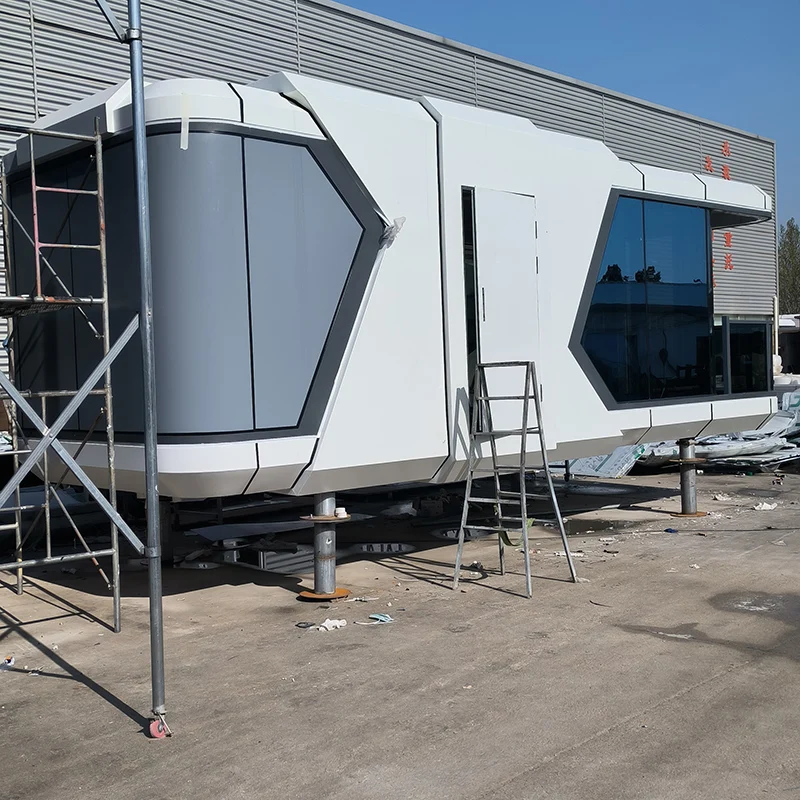 Outdoor Mobile Room Container House Hotel Cabin Homestay Fast Construction Steel Container Houses Exterior Use Starry Sky Room