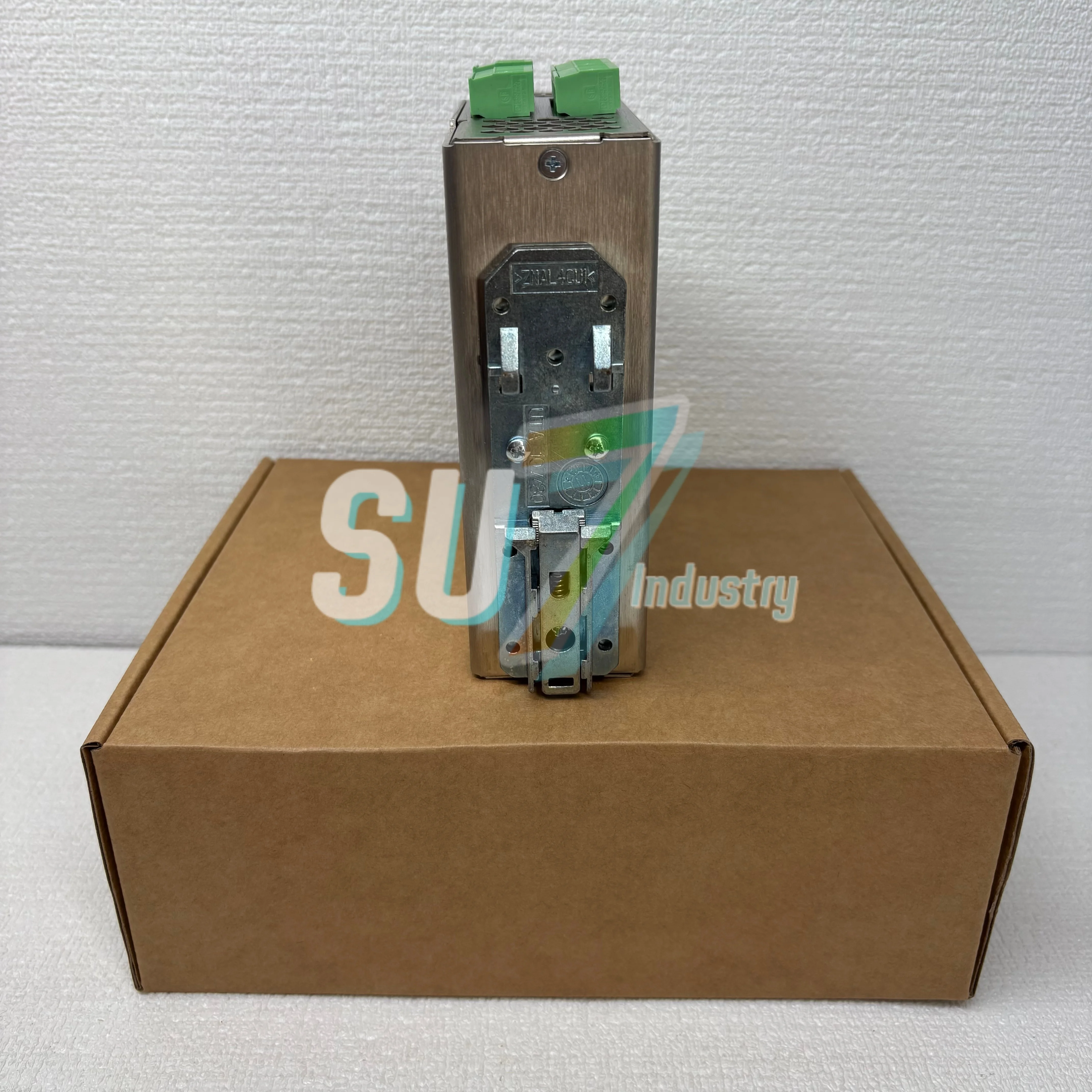 

Новый оригинальный промышленный коммутатор 2700642 FL MGUARD RS2000 TX/TX VPN