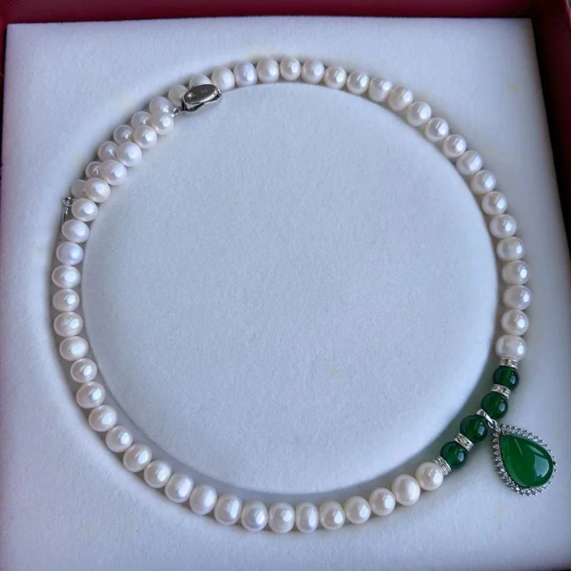 

Freshwater Pearl Necklace Natural Nearly Round Chalcedony Pendant