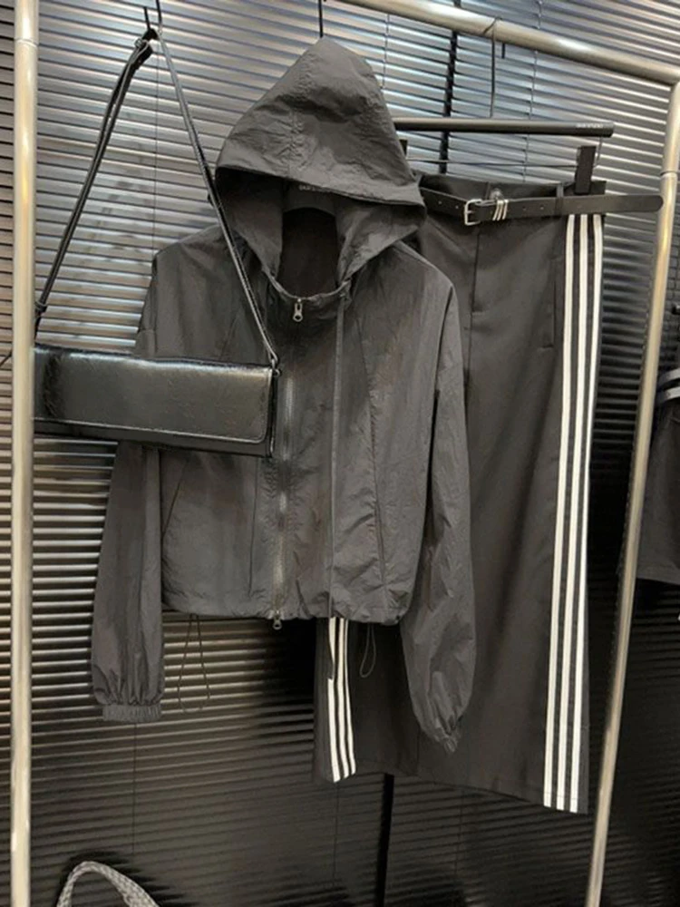 Summer 2025 Women's Loose Breathable Faion Pure Color Windbreaker Coat Korean Sle Sun Protection Outerwear Zipper Closure