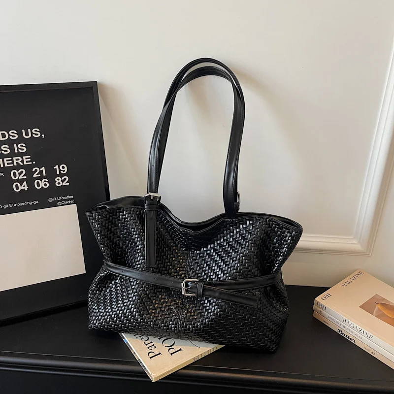 

Винтажная плетеная сумка-тоут из мягкой кожи, плиссированная, текстурированная, премиум-класса, квадратная, на плечо, большая вместимость, с ремнем, на пояс, с замком-пряжкой