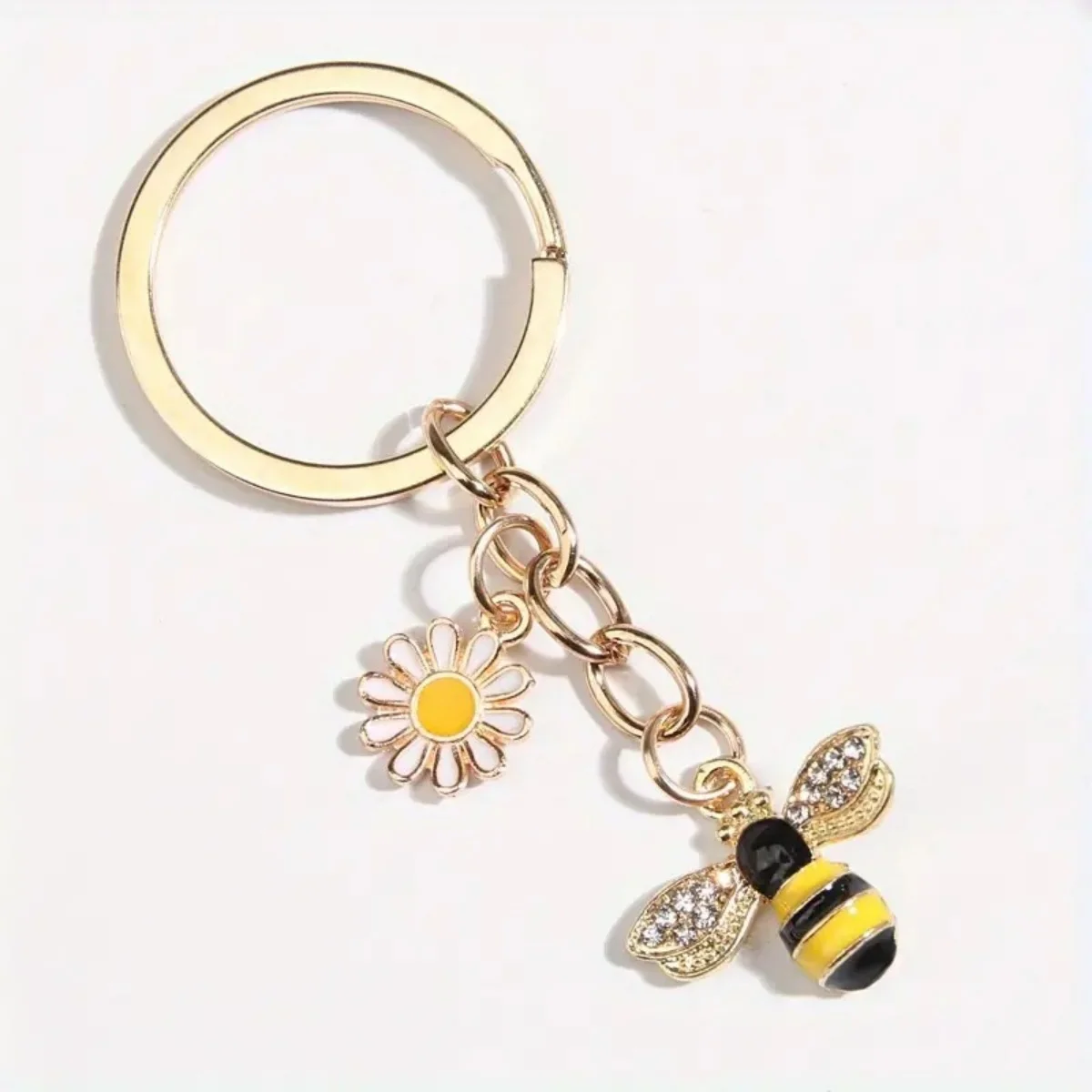 Cute Keychain Bee Honeycomb Heart Flower Key Ring Garden Key Chains Souvenir Gifts For Women Men Handbag Accessorie Jewelry