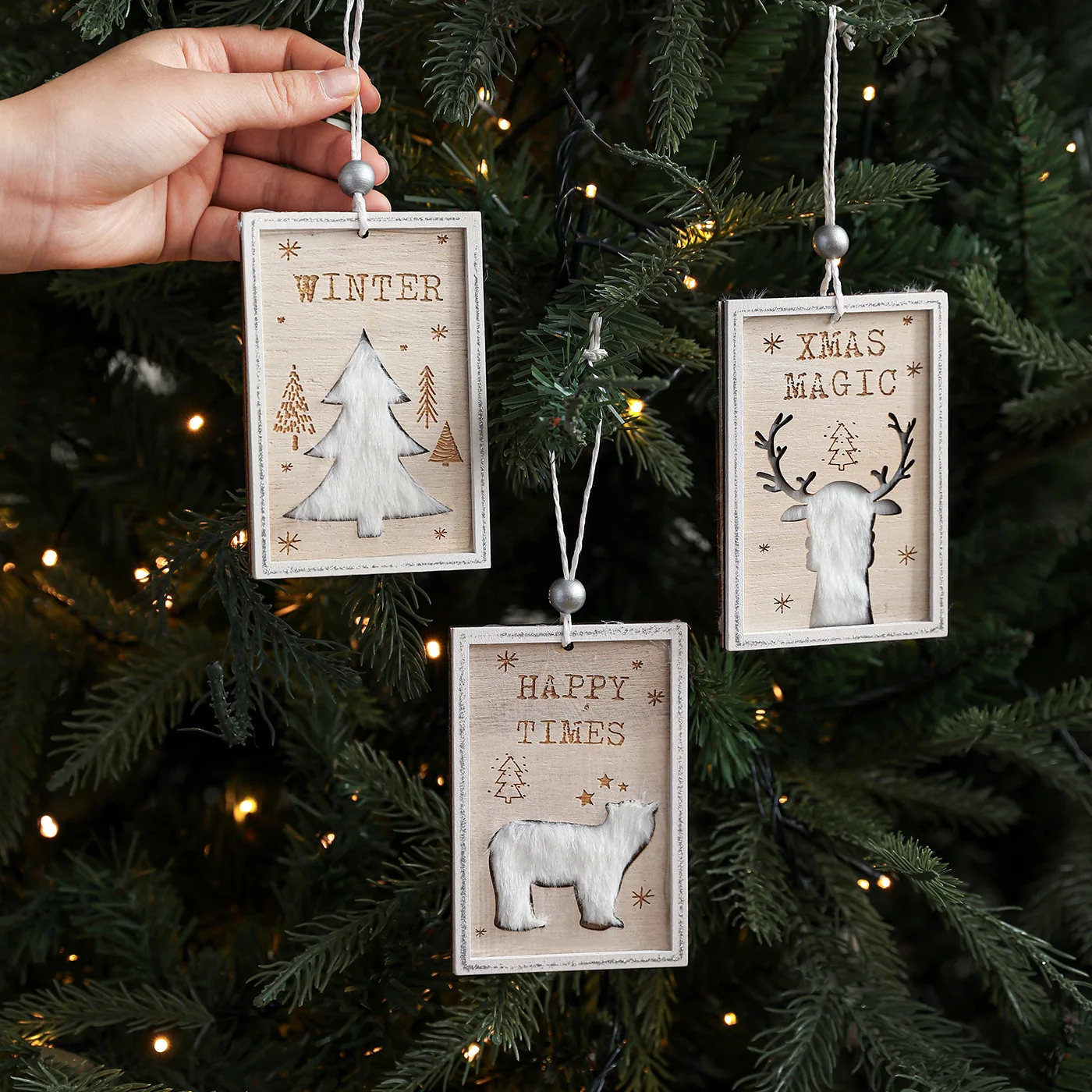 

New Wooden Sign Pendant Hollow Plush Square Printing Christmas Tree Decoration Hanging Decoration Elk Scene Arrangement