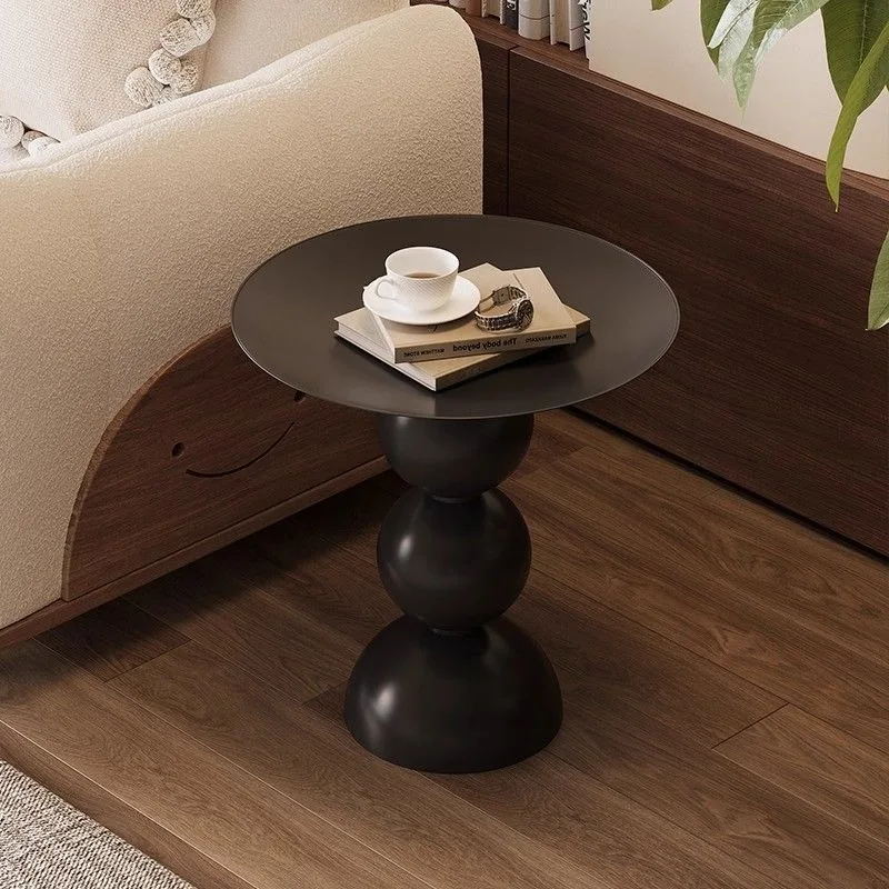 Retro-Couchtisch, runde Beistelltische, luxuriöser Nachttisch, multifunktional, minimalistisch, Wohnzimmer-Teetische, Wohnmöbel