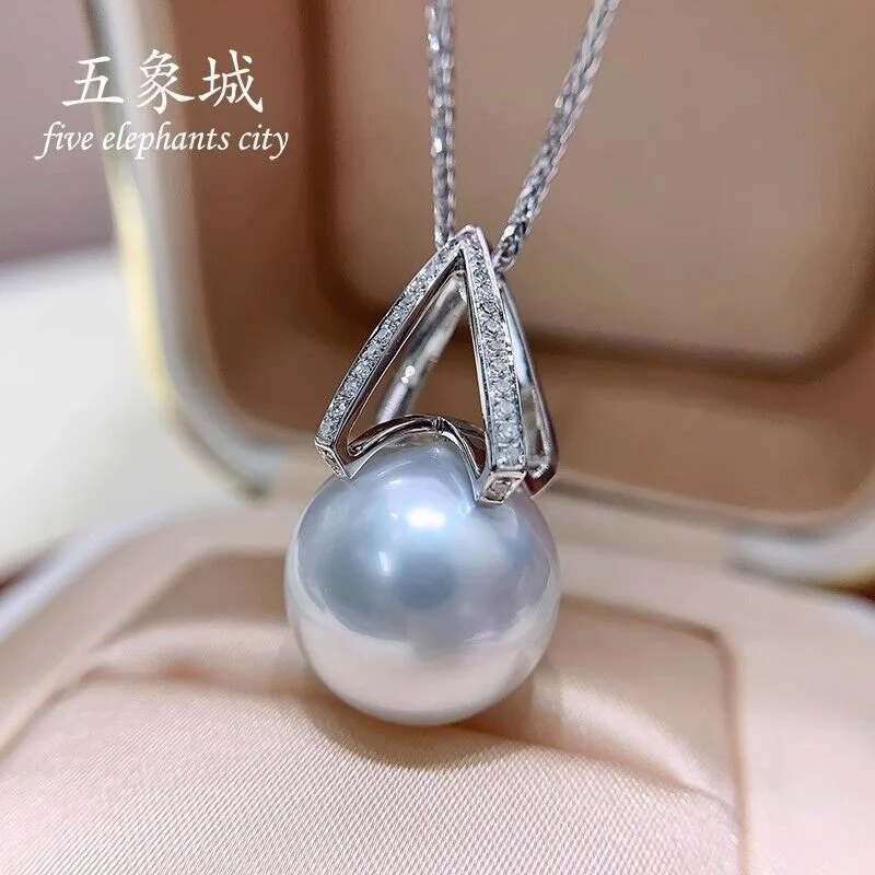 

Gorgeous AAAAA 11-12mm South China Sea Round White Pearl Pendant Necklace 925s