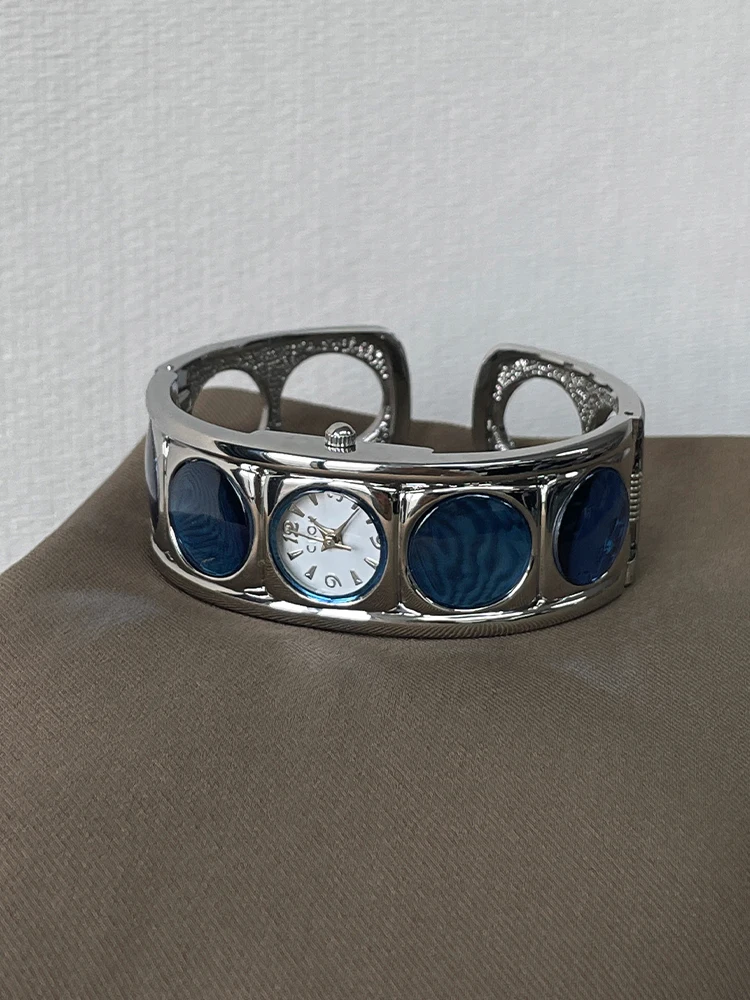 CILOA Bracelet watch for women niche art women's watch high value brand ladies 2025 new style watch