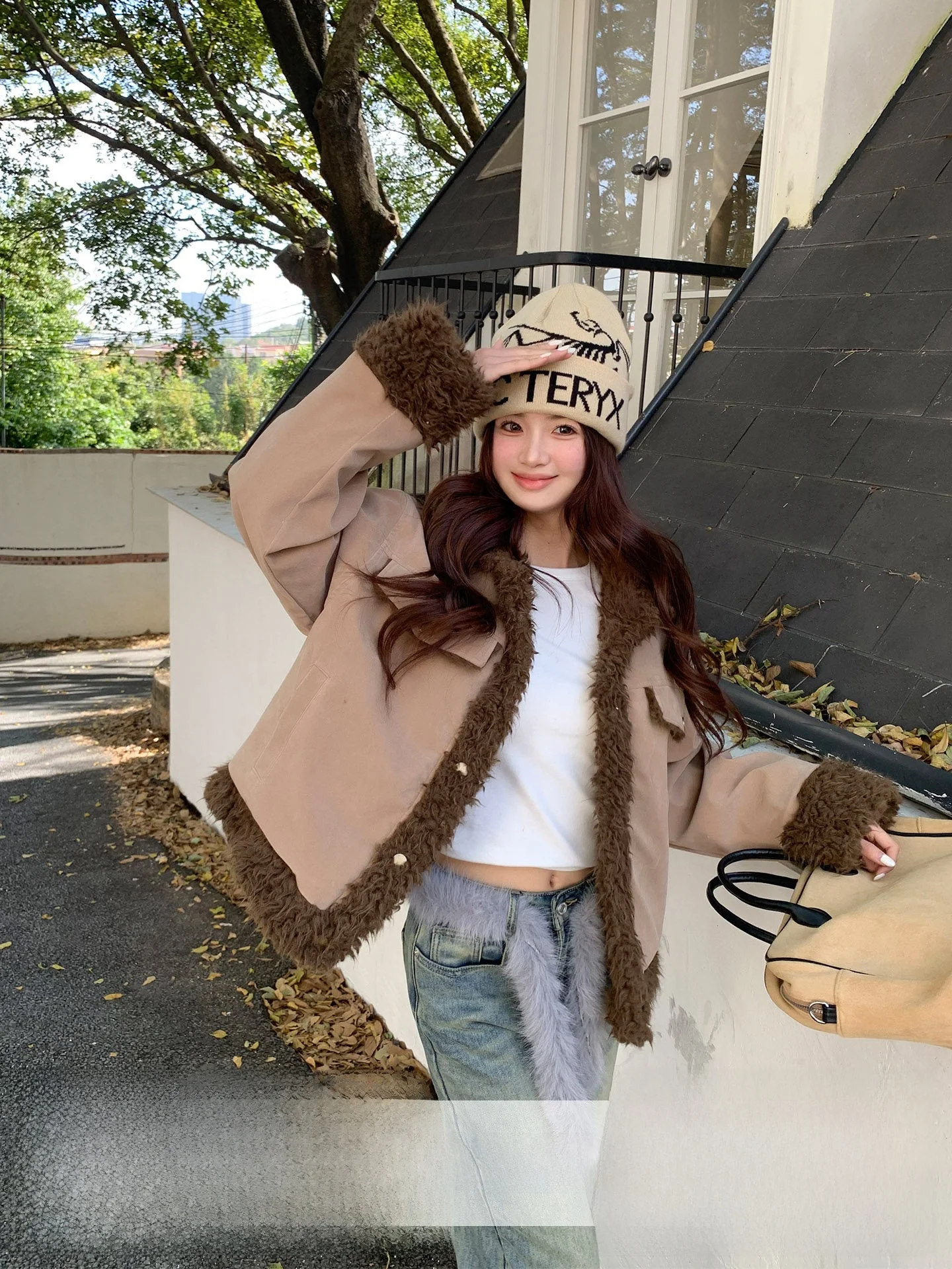 

Ретро-куртка из хлопка для женщин, зимняя, утепленная, с воротником из овечьего меха, короткое пальто, повседневное, универсальное, винтажное, с принтом апельсинового дерева, женская верхняя одежда