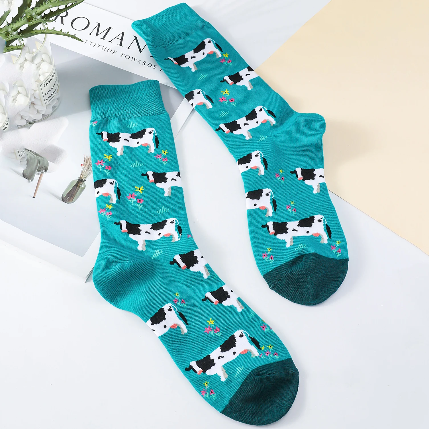 1 Pair Women Cartoon Cute Hedgehog Chick Cow Print Socks, Comfy & Breathable Casual Crew Socks, Women's Stockings & Hosiery