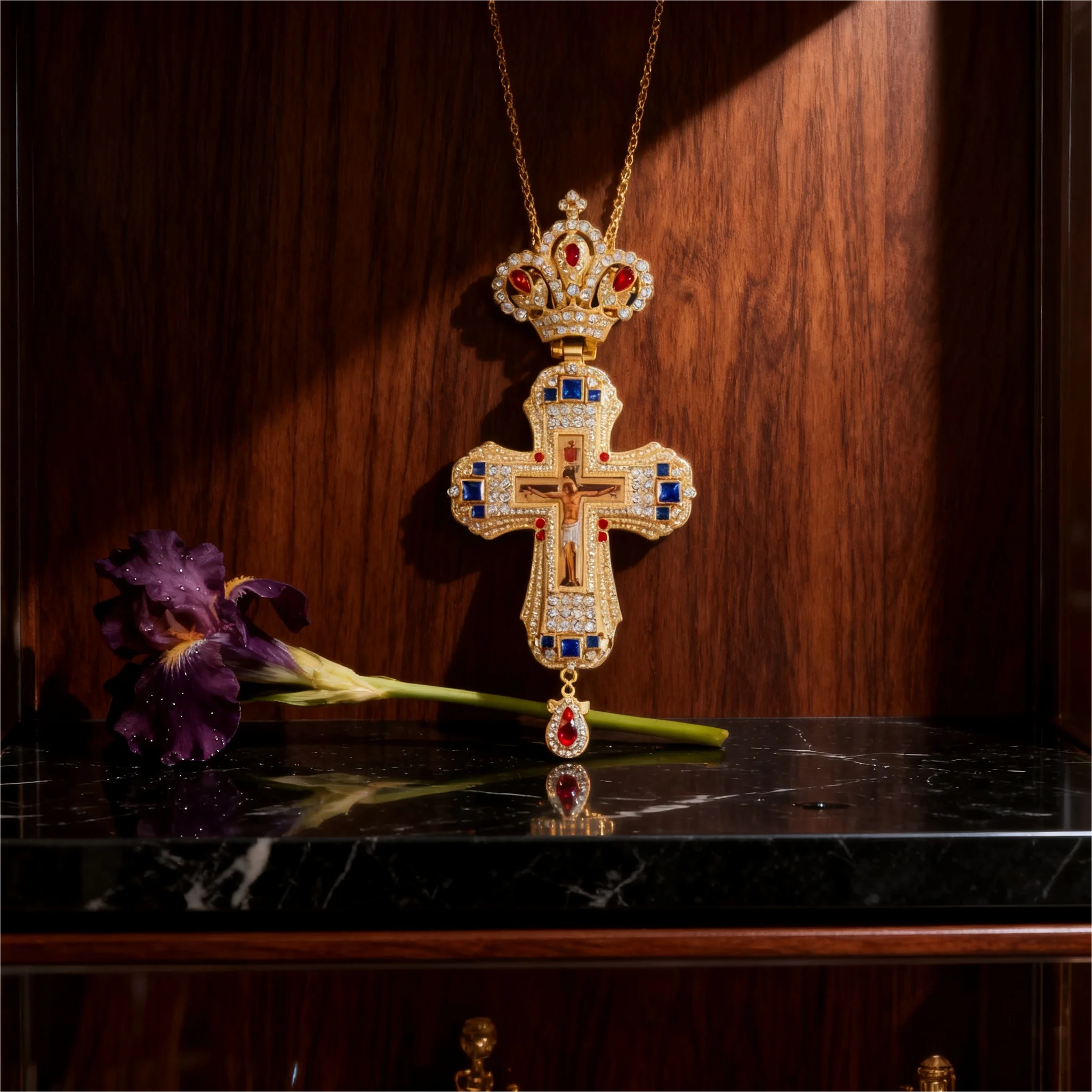 

HTISOK Gold Color Zinc Alloy Orthodox Cross Pendant with Rhinestones Religious Jesus Crucifix for Men Women Gift