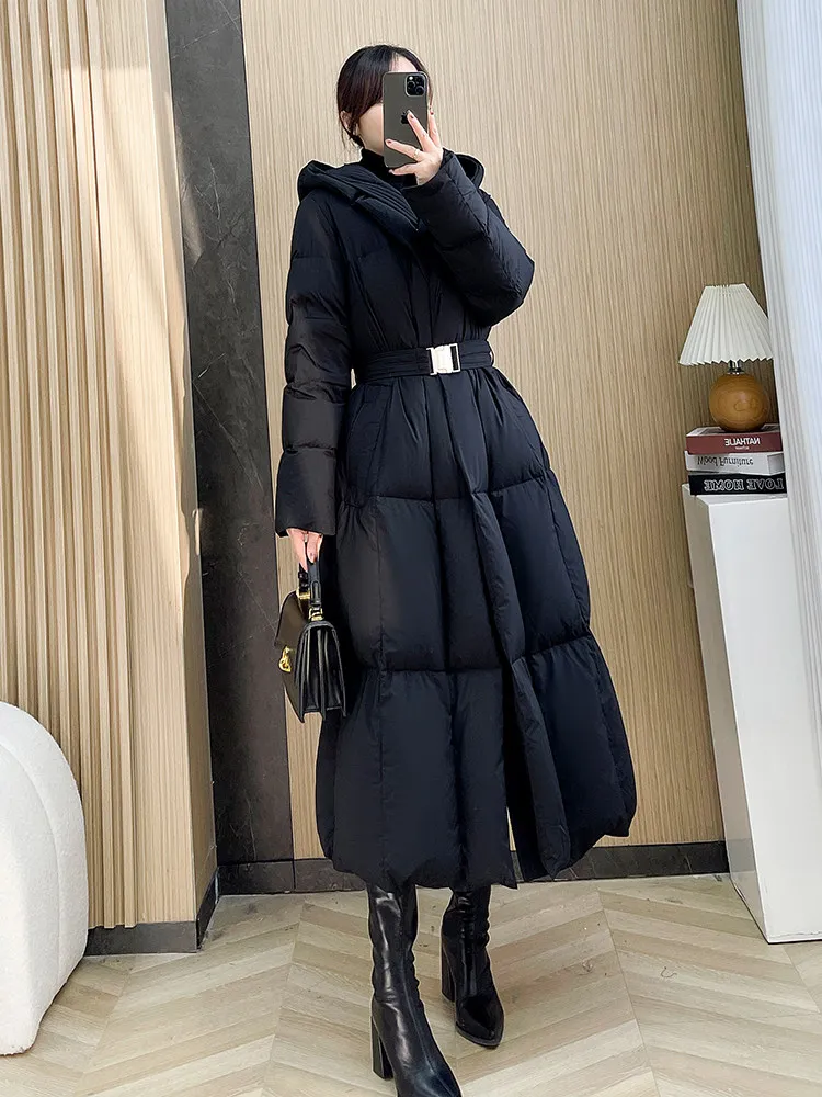Winter New Long Style Black Down Coat Women Hooded Waist Slimming Warm Quilted Lightweight Belted Knee Length Parka Jacket