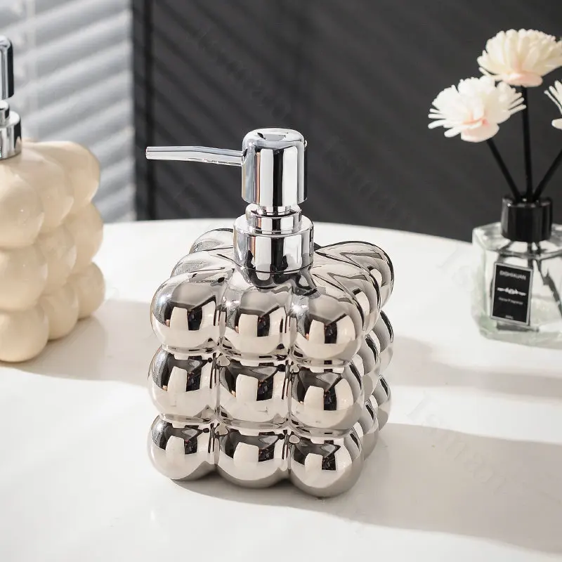 Creative Bubble Shaped Ceramic Shampoo Bottle Northern Europe Kitchen Bathroom Accessories Shower Gel Dispenser Soap Bottle