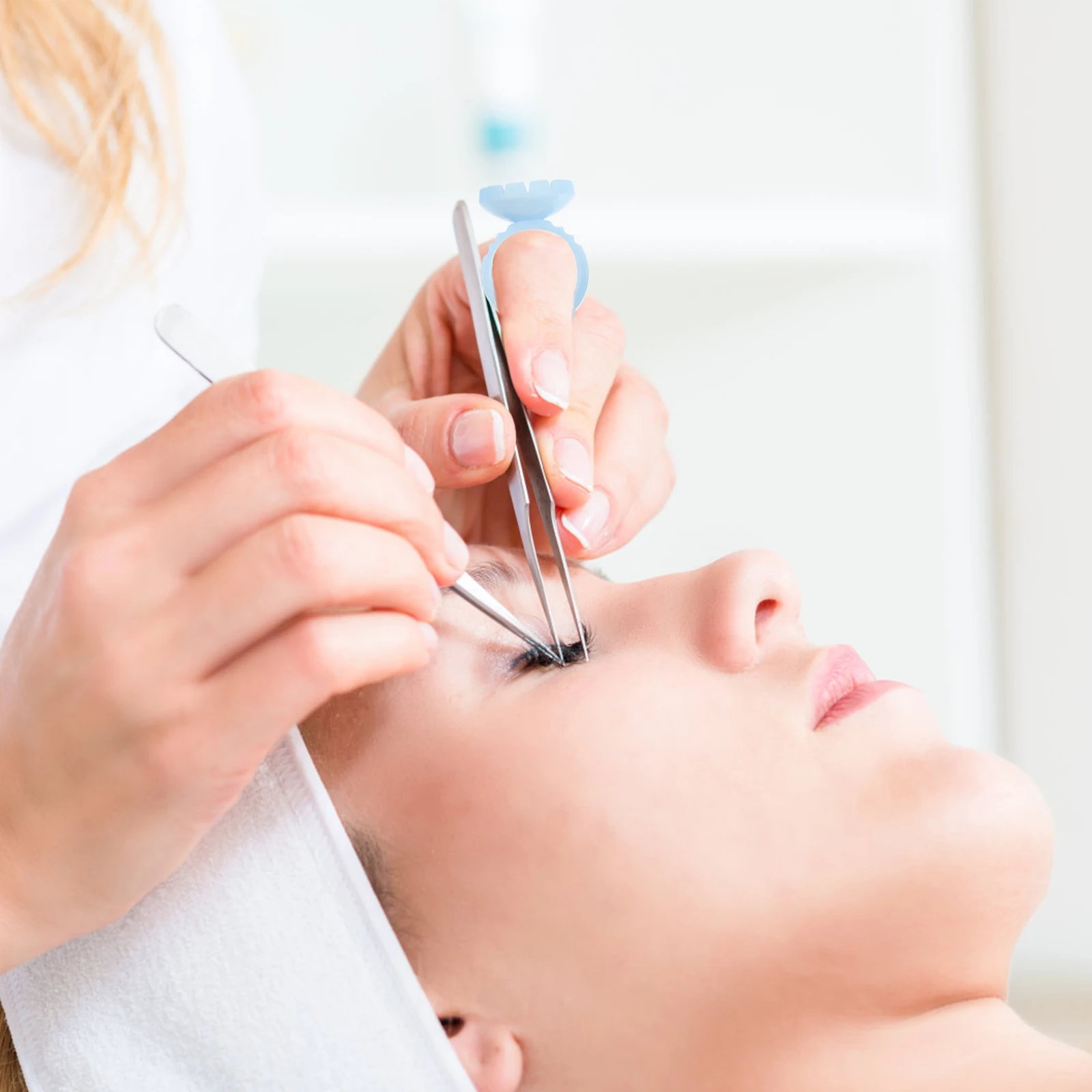 

100pcs Disposable Plastic Eyelash Glue Cups Rings for Extension Professional Beauty Salon Lash Tool Kit Volume Holder