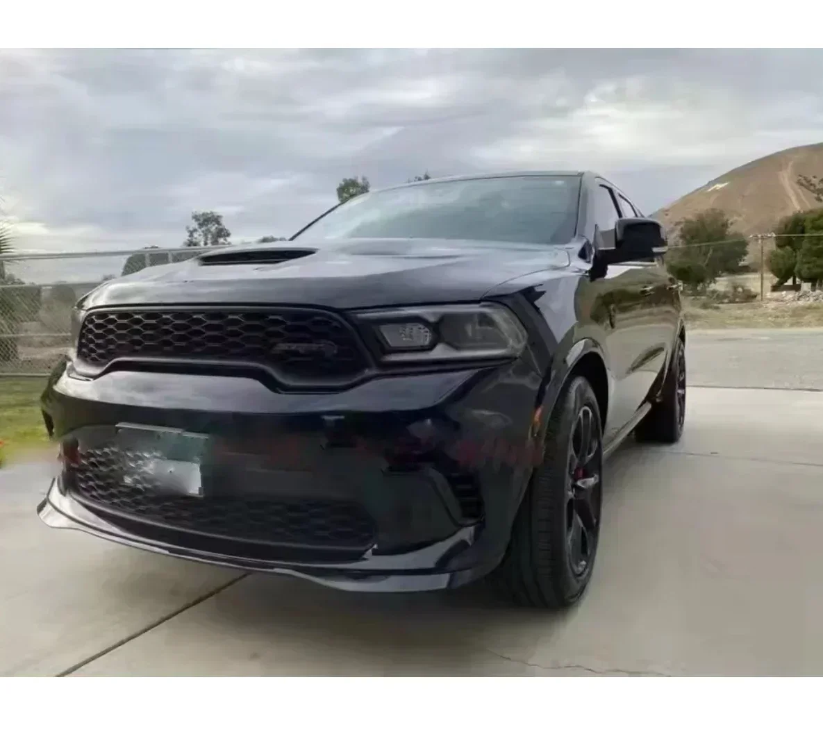 مجموعات هيكل السيارة المصد الأمامي لشبكة دودج دورانجو srt 2021 2022 2020 2023