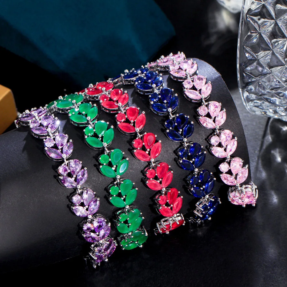 

Винтажный медный браслет с цирконием и цветком, модный аксессуар для женщин, подарок на день рождения, элегантные ювелирные изделия