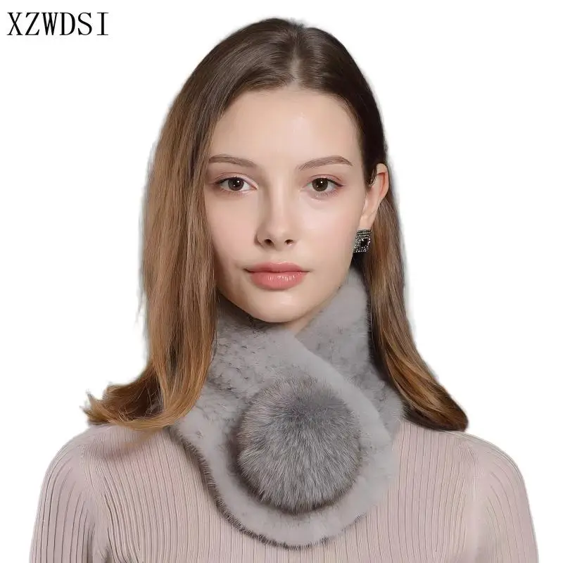 短くファッショナブルなデザインのニットレディースウィンターネックウォーマー、本物のミンクファーのスカーフ、フォックスファーボール付き