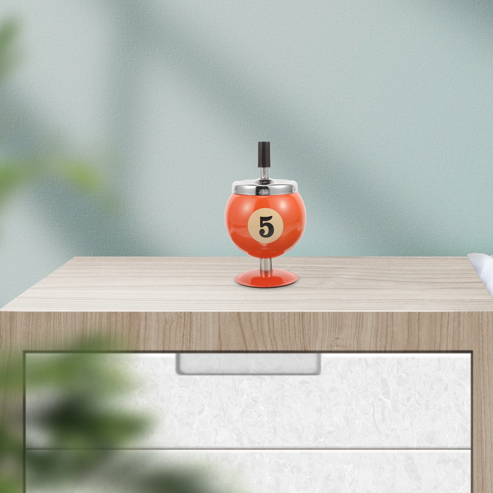 

Billiards Shaped Metal Ashtray Automatic Extinguishing Fireproof Desktop Smoke Holder For Home Office Travel Portable Cigarette