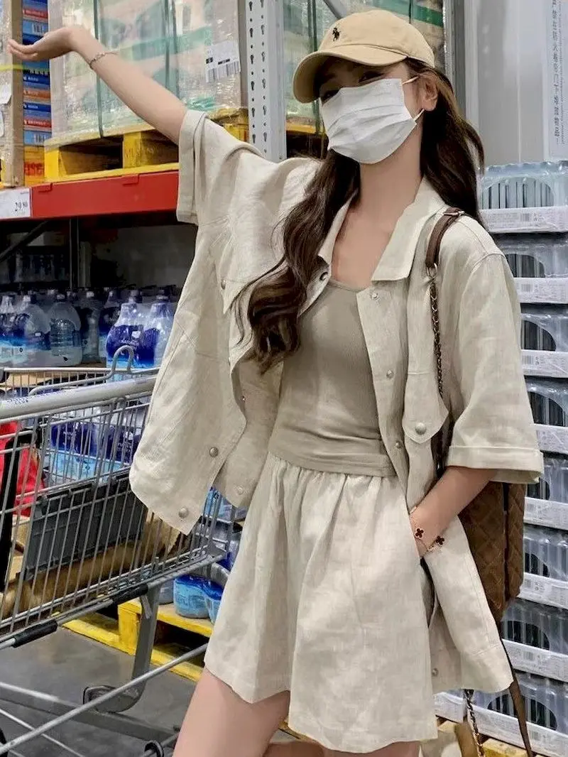 

Korean Lazy Style Workwear Top and Shorts Two-piece Set for Women Summer Trend Slimming Casual Short Sleeve Blouse Shorts Suits