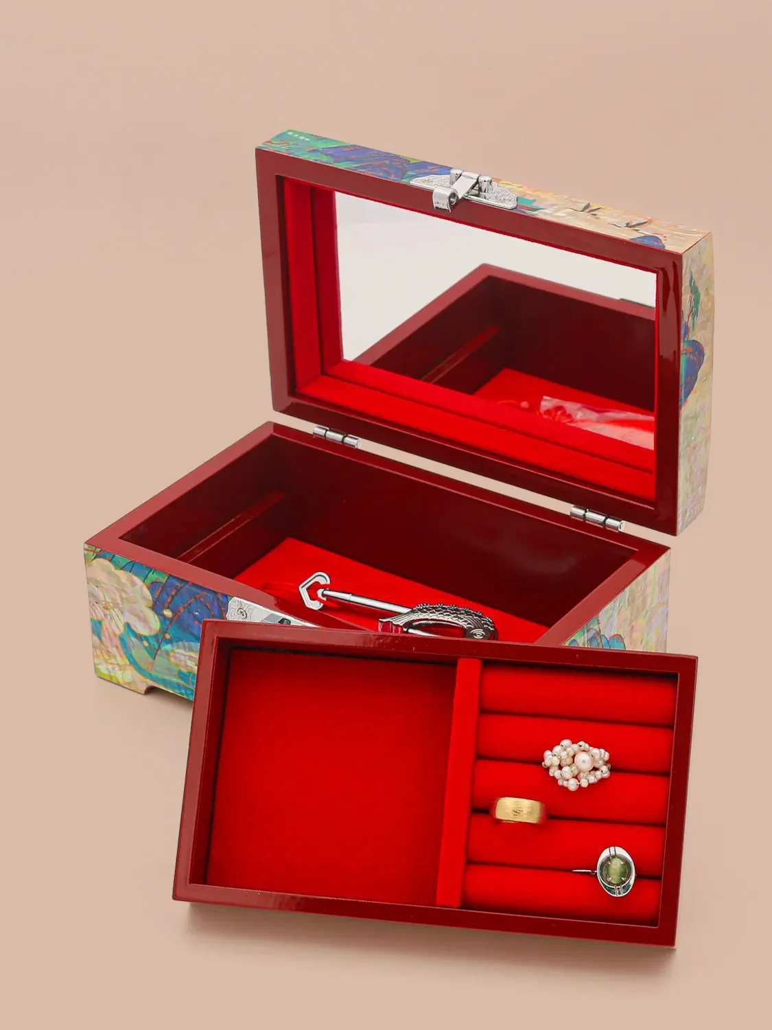 

Jewelry box, lacquerware, engagement and wedding gifts, storage box.