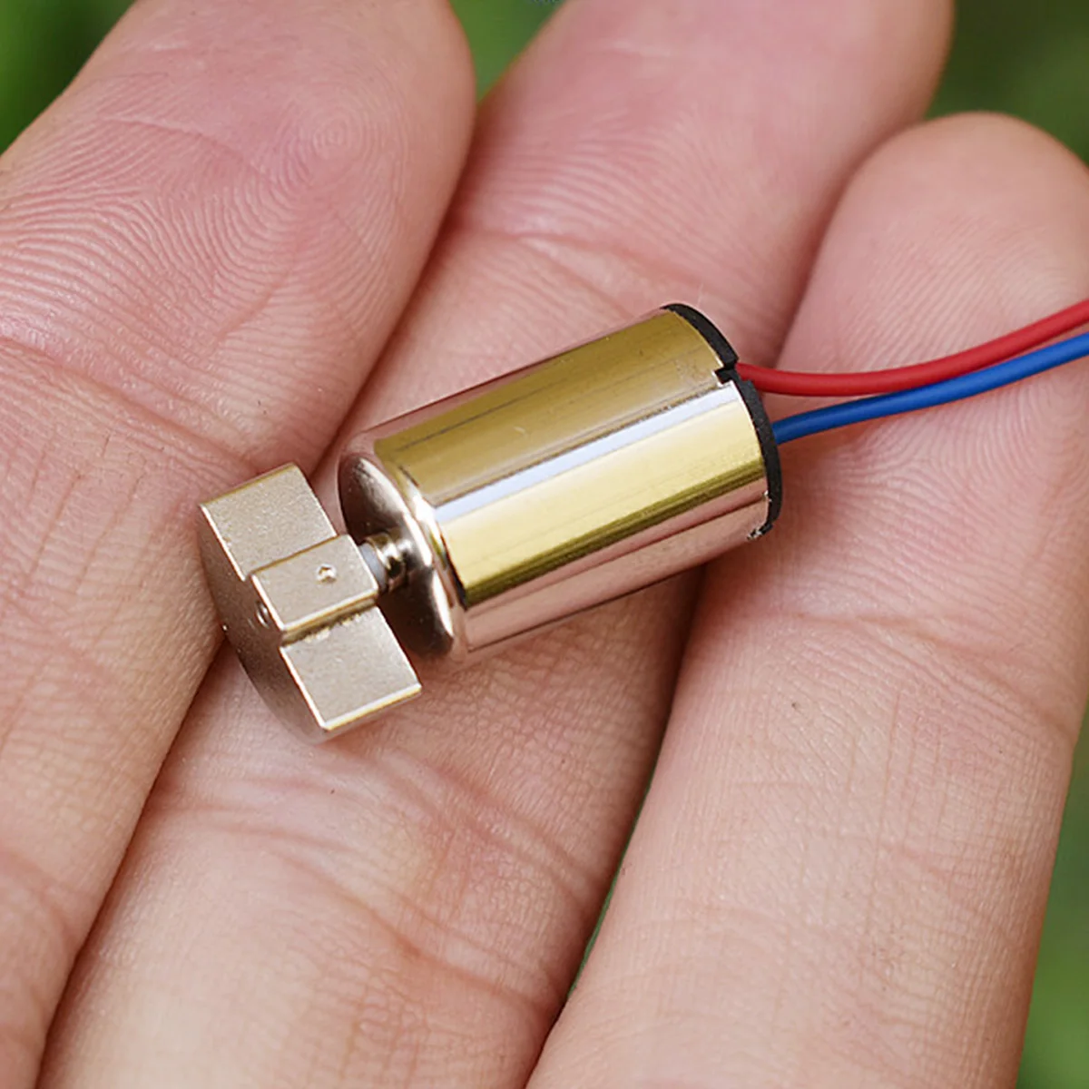 2PCS Micro Coreless Vibration Motor 1015 Vibrating Motor Small Vibrator DC  3V 3.7V 10x15mm Cylindrical Vibrator for Toy Model - AliExpress 13