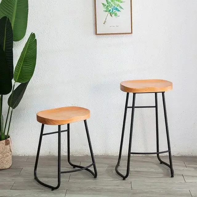 

Простые современные барные стулья, железный стул на высоких ножках, стул для сидения из цельного дерева, кухонный стул, универсальная сцена, мебель для дома