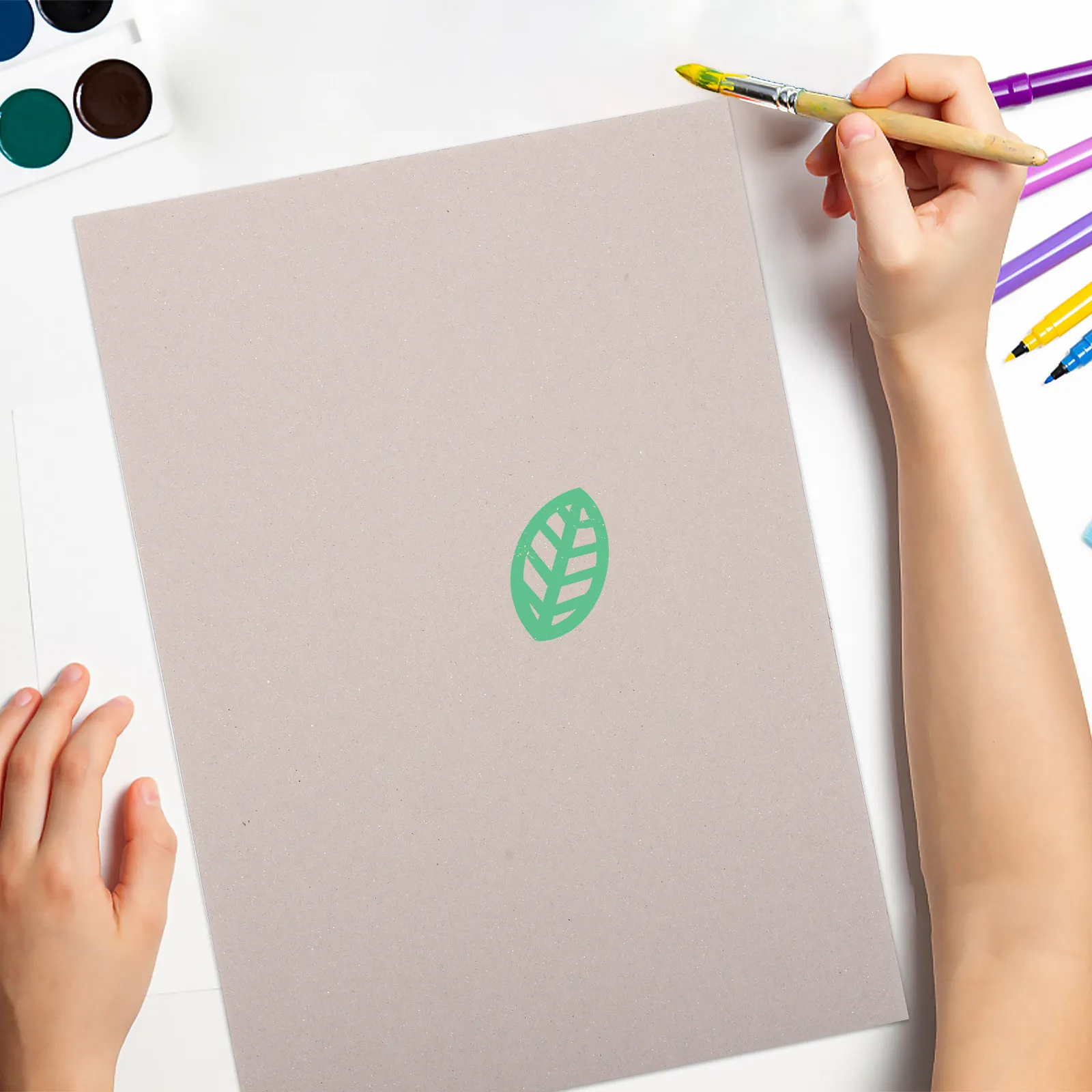 

5 шт. серого утолщенного двустороннего картона формата А3 для детского творчества, изготовления открыток и поделок своими руками