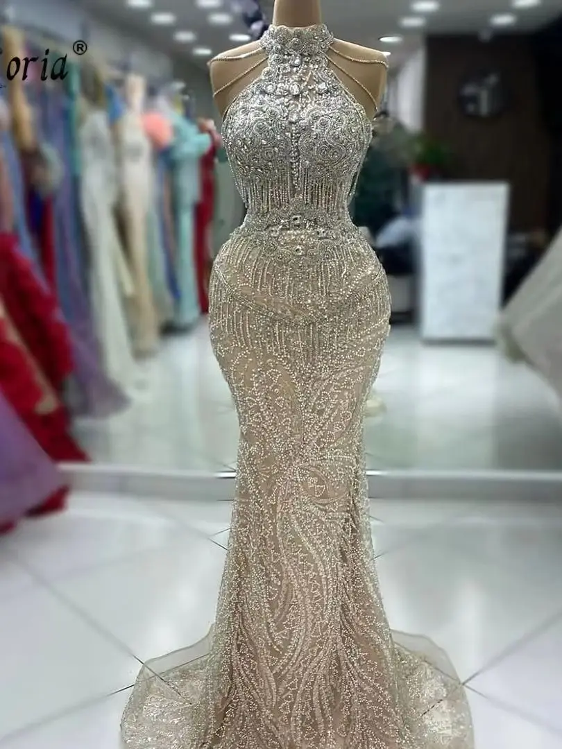 Elegante abito da festa a sirena con scollo a barchetta champagne Perline principali Abiti da sera in cristallo per eventi di ballo Celebrità formale personalizzato