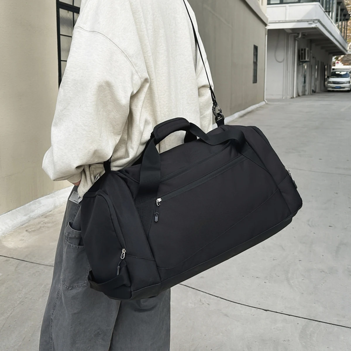 

Imported Travel Bag, Large Capacity, Short-Distance Travel Storage Luggage Bag, Portable Lightweight Yoga Crossbody Sports Fitness Bag for Boarding